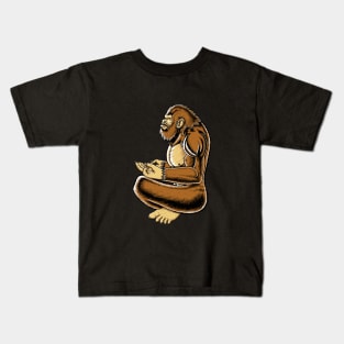 Big foot meditation peaceful mind fanny Sasquatch Kids T-Shirt